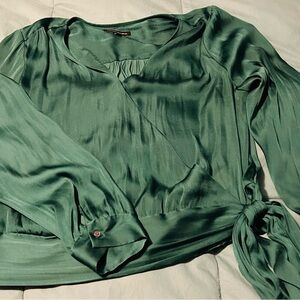 Satiny green blouse with tie waist, V-neck, great for holidays